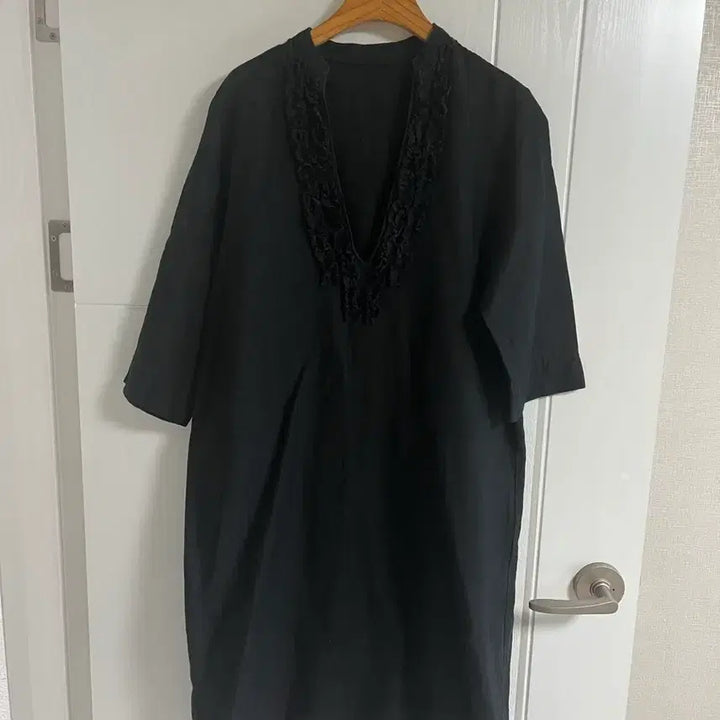 [BUNJANG] Vintage Black V-Neck Half-Sleeve Midi Dress / (일본 수입 빈티지)블랙 원피스 브이넥 반팔 5부소매
