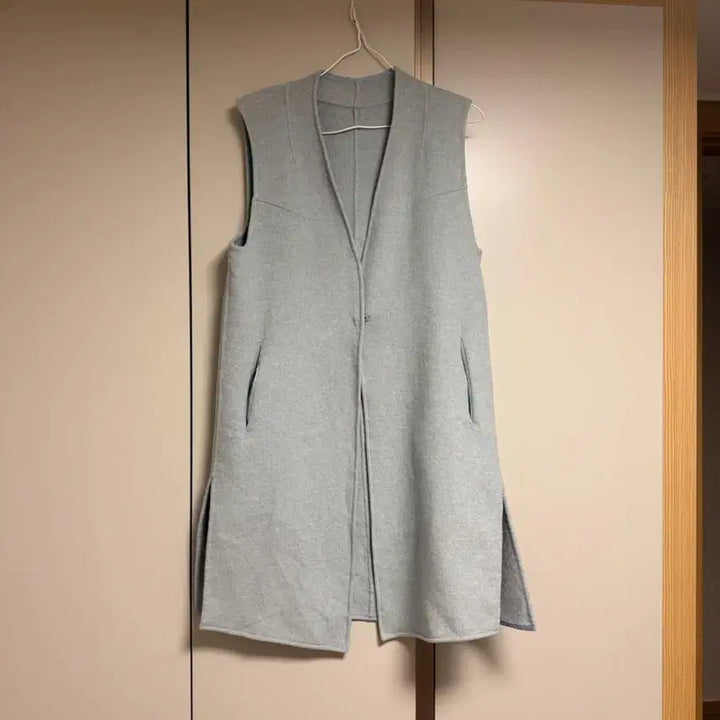 [SOLD OUT] 셀렙샵에디션 모 캐시미어 앙고라 롱 베스트 연블루 44-55