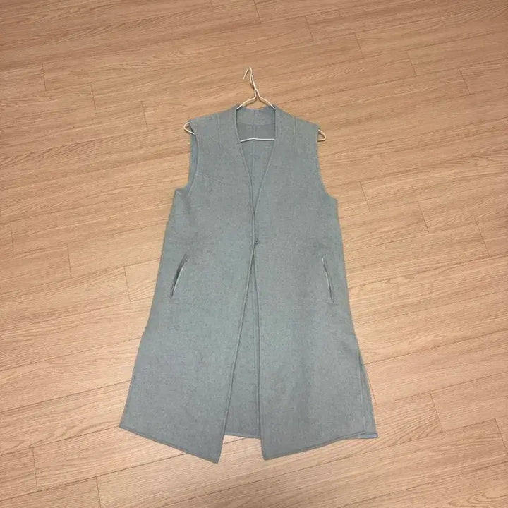[SOLD OUT] 셀렙샵에디션 모 캐시미어 앙고라 롱 베스트 연블루 44-55