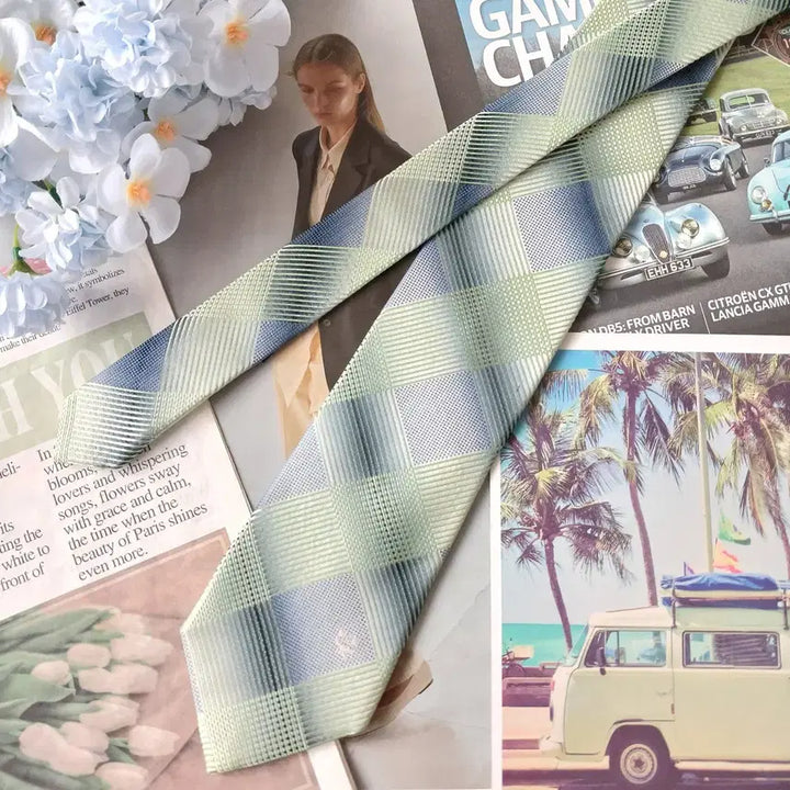 [BUNJANG] MCM Silk Mint Check Pattern Tie 8.2cm / 엠씨엠 실크 민트 체크 패턴 넥타이 8.2cm A+등급 A19637