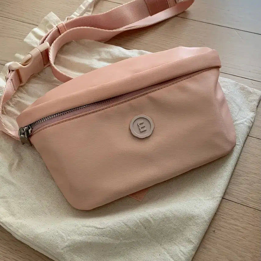 [BUNJANG] 미닛뮤트 클로웨이스트미니 CLO WAIST MINI APRICOT / 미닛뮤트 클로웨이스트미니 CLO WAIST MINI APRICOT