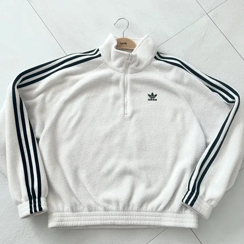 [BUNJANG] Adidas Fleece / 아디다스 뽀글이