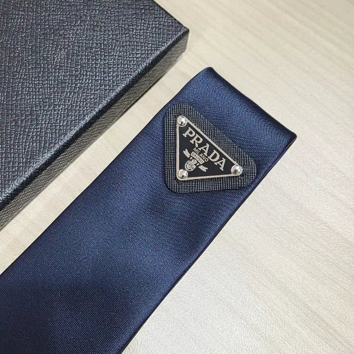 [BUNJANG] Prada Re-Nylon Tie (Navy) / 프라다 PRADA 리나일론 넥타이 (네이비)