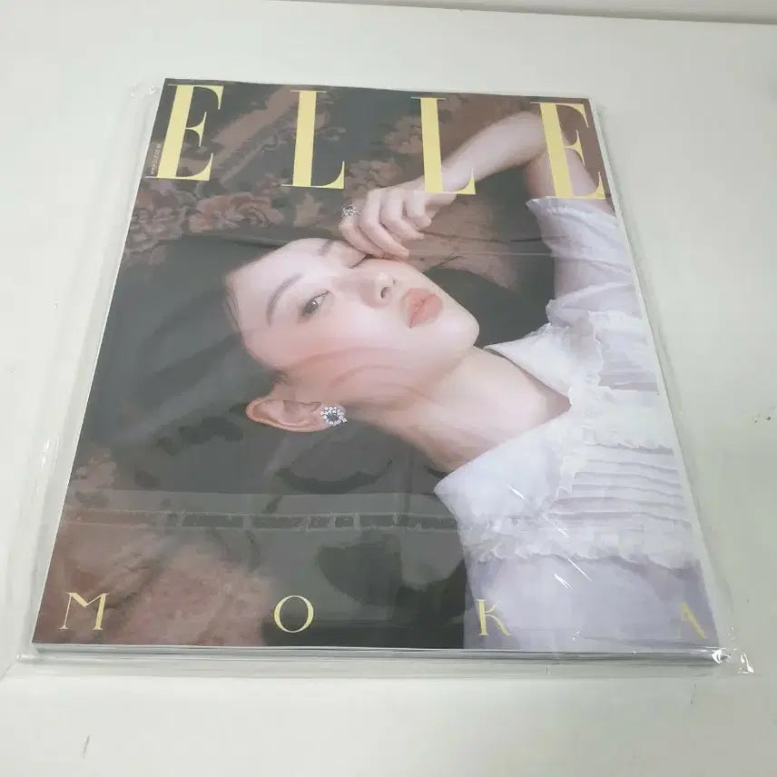 [SOLD OUT] 엘르 ELLE 아일릿 MOKA 모카 커버