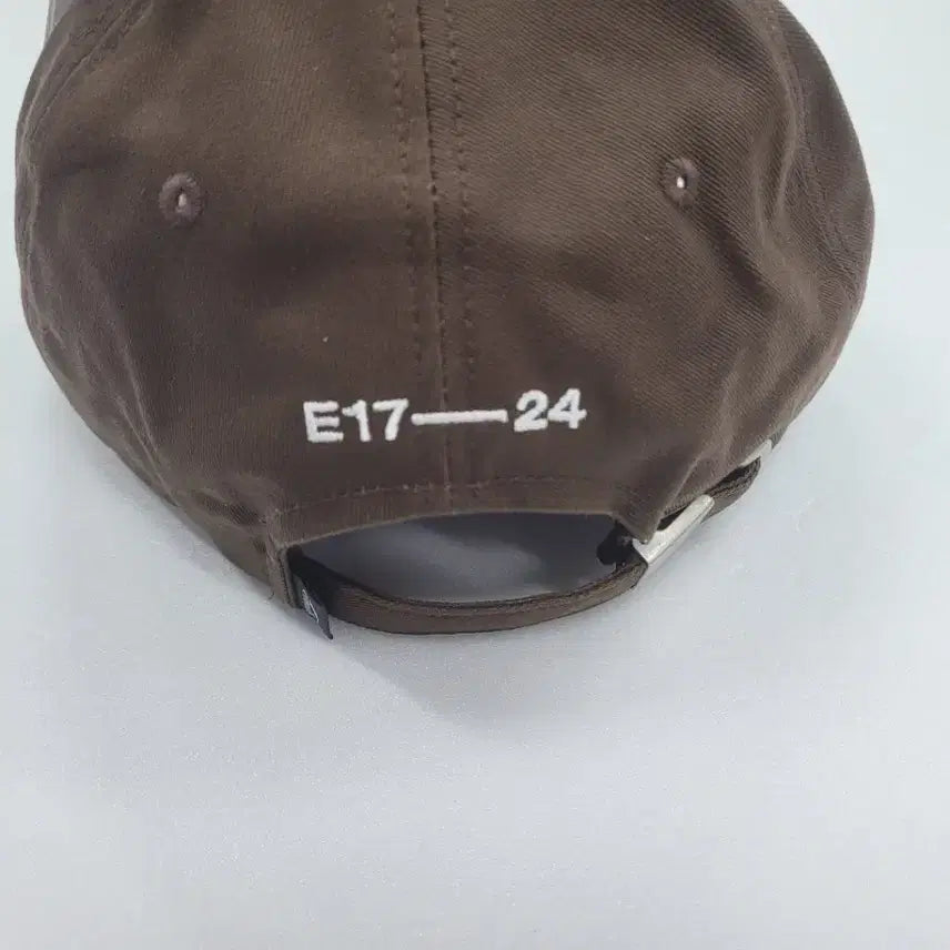 [BUNJANG] Emis Brown Ball Cap / emis 이미스 브라운 볼캡 모자