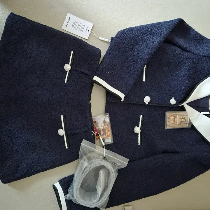 [BUNJANG] Self-Portrait Navy Tweed Jacket and Shorts Set / 셀프포트레이트 네이비 트위드 쟈켓과 쇼츠