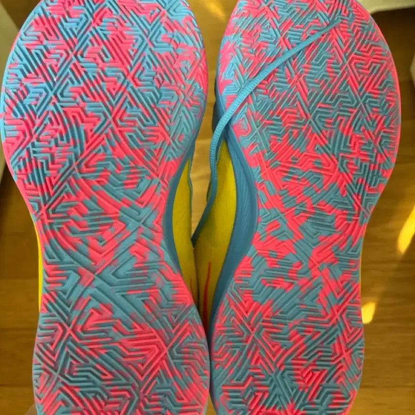 [SOLD OUT] 농구화 줌프릭6 285사이즈