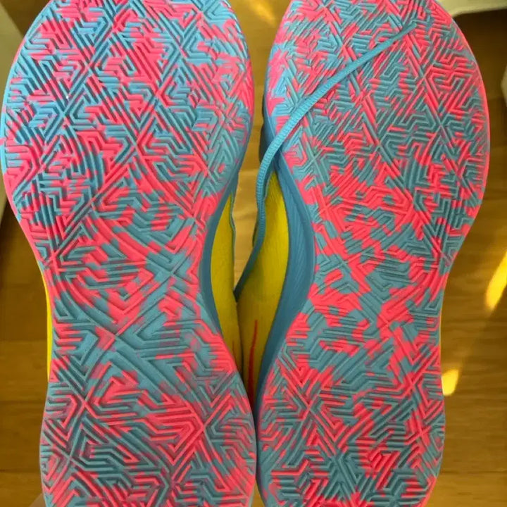 [SOLD OUT] 농구화 줌프릭6 285사이즈