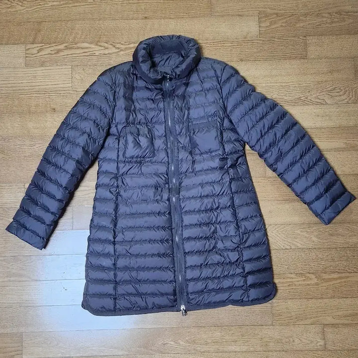 [BUNJANG] BCBG Lightweight Down Padding / BCBG 경량 다운 패딩