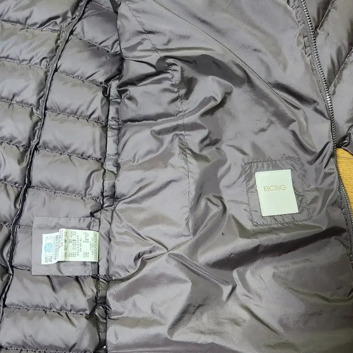 [BUNJANG] BCBG Lightweight Down Padding / BCBG 경량 다운 패딩