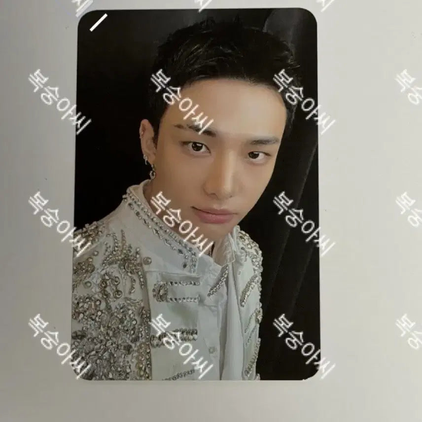 스키즈 도미네이트 영화 2주차 현진 특전 포카