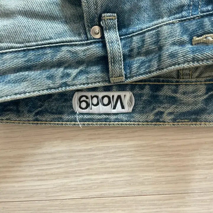 [BUNJANG] Modena Light Wash Denim Pants / 모드나인 연청 데님팬츠