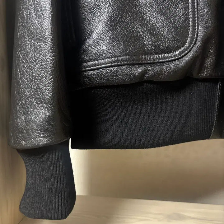 [BUNJANG] Coore Goatskin A-2 Leather Jacket (Black, Size L) / 쿠어 고트스킨 A-2 레더자켓 블랙 L