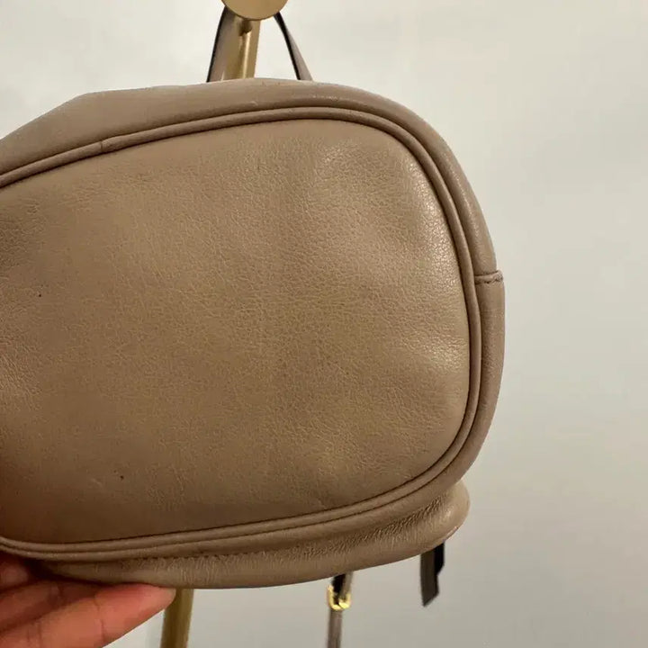 [BUNJANG] Prada Calfskin Soft Leather Bucket Bag Shoulder Bag / 정품 프라다 카프스킨 소프트 레더 버킷백 숄더백 가로17세로23