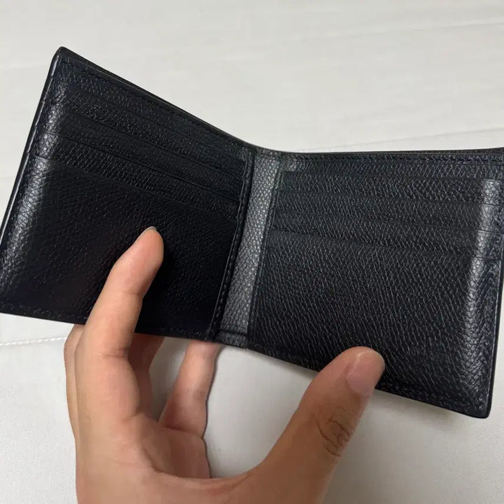 [BUNJANG] Valentino Signature Logo Bi-fold Wallet / [정품] 발렌티노 로고 시그니처 반지갑