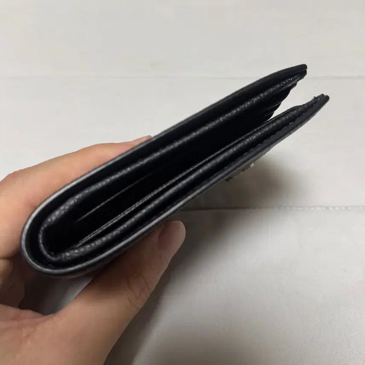 [BUNJANG] Valentino Signature Logo Bi-fold Wallet / [정품] 발렌티노 로고 시그니처 반지갑