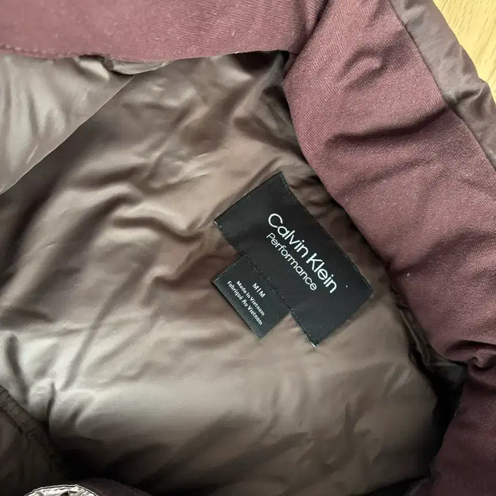 [BUNJANG] Calvin Klein Performance Padded Jacket / 캘빈클라인 퍼포먼스 벌키 패딩 브라운 M