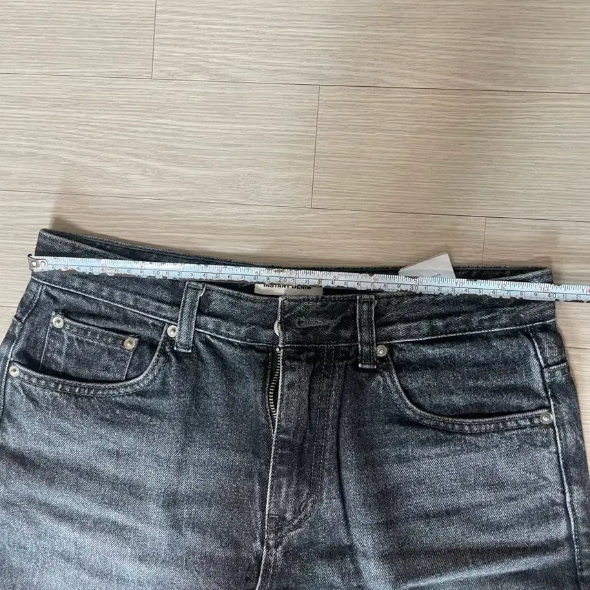 [BUNJANG] Branded Black Denim Pants / 브랜디드 블랙 데님 팬츠