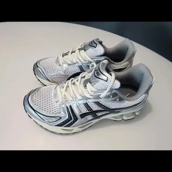 [BUNJANG] Asics Jaund Silver Black 270 / 아식스 자운드 실버 블랙 270