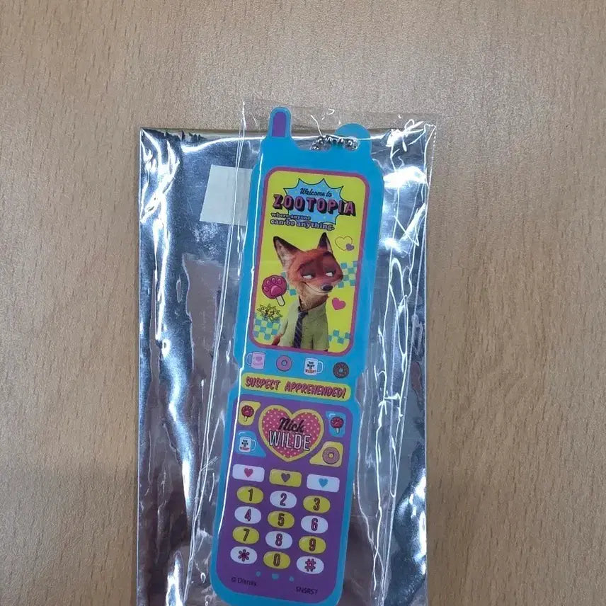 [BUNJANG] Disney Zootopia Nick Wilde Acrylic Phone Charm / 디즈니 랜덤 아크릴 휴대폰 키링 주토피아 닉 와일드