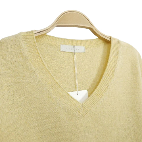 [BUNJANG] Sunday Superfine Merino Wool V-Neck Knit Sweater / 메리노울77)선데이 슈퍼파인메리노울 코튼 여리핏 보카시 옐로우 v넥 니트