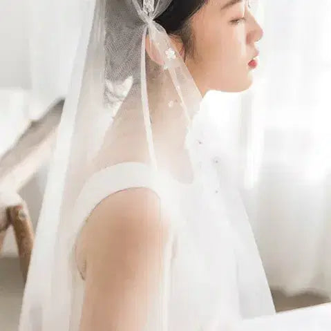 [BUNJANG] Imported Japanese Handmade Wedding Veil Rental (Semi-Long with Small Flower Pattern) / 일본 수입산 고급 수제웨딩베일 대여 (세미롱 작은 꽃무니 st)