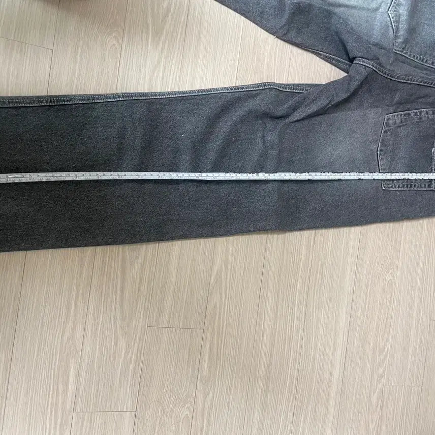 [BUNJANG] Branded Gray Washed Denim Pants / 브랜디드 회색워싱 데님팬츠