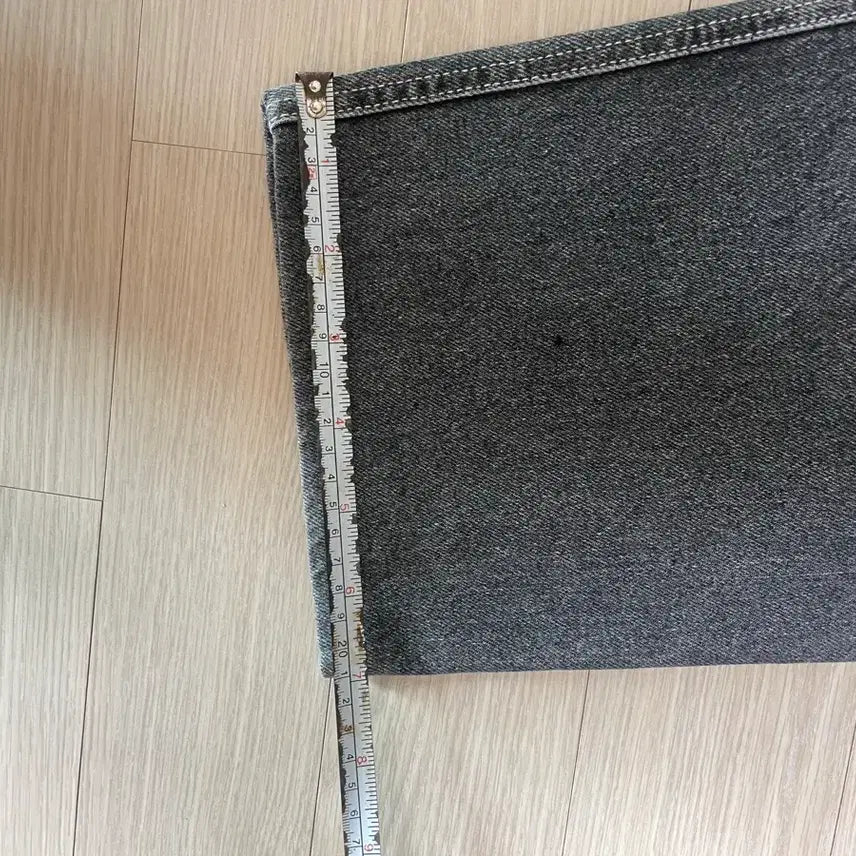 [BUNJANG] Branded Gray Washed Denim Pants / 브랜디드 회색워싱 데님팬츠