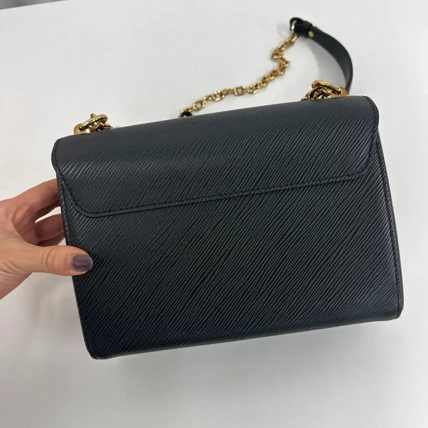 [BUNJANG] Louis Vuitton Twist MM Shoulder Bag Black / 루이비통 트위스트MM 숄더백 블랙 M54804