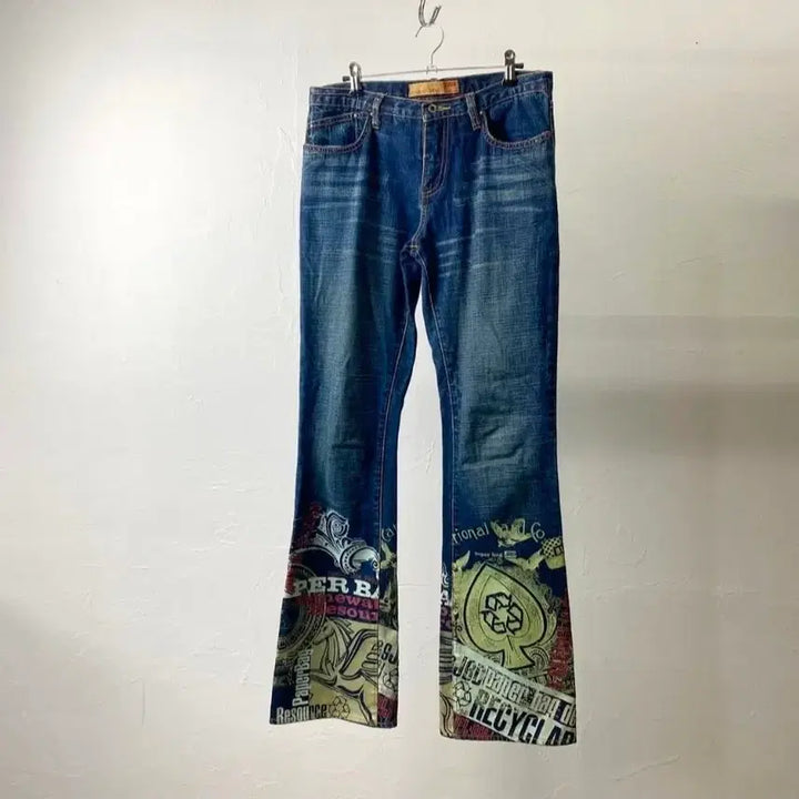 [BUNJANG] Vintage Printing Bootcut Denim Jeans / 빈티지 프린팅 부츠컷 데님 청바지