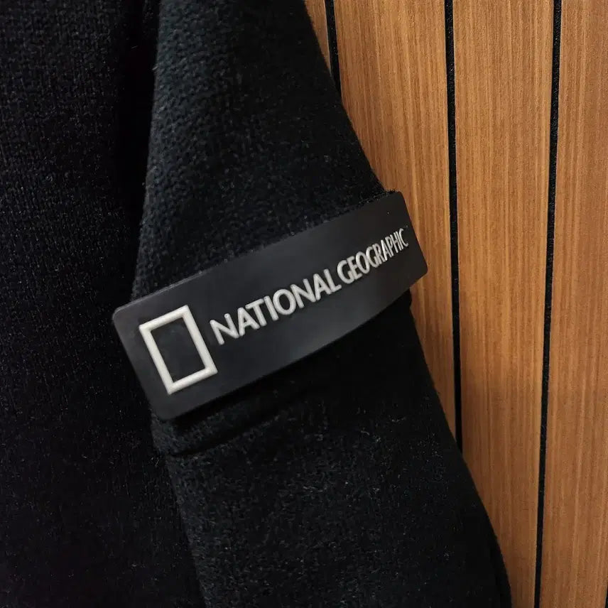 [SOLD OUT] 내셔널지오그래픽 와펜 기모 블랙 플리스집업