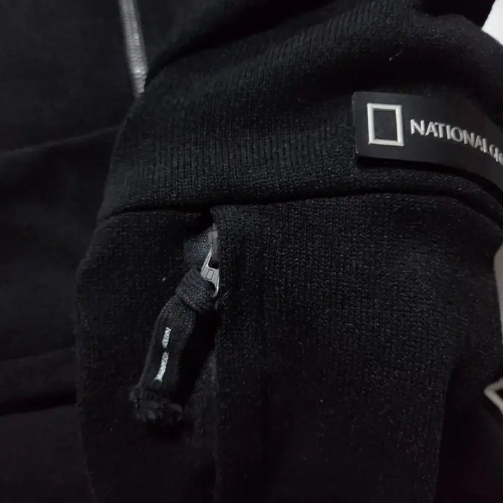 [SOLD OUT] 내셔널지오그래픽 와펜 기모 블랙 플리스집업