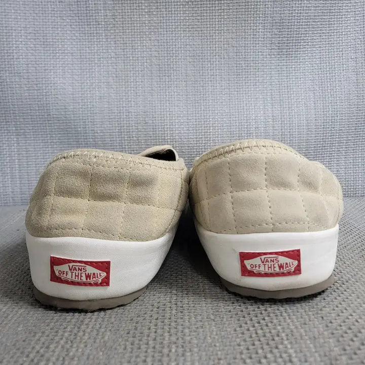 [BUNJANG] Vans Fleece Lined Slip-on Sneakers / 반스 기모 슬립온 250