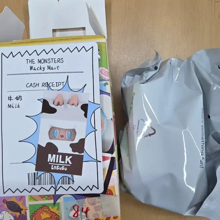 [BUNJANG] Pop Mart The Monsters Labubu Convenience Store Series Milk Figure / 팝마트 더 몬스터즈 라부부 편의점 시리즈 우유 피규어