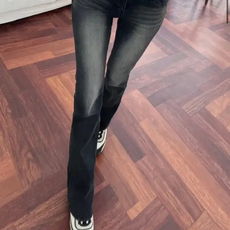 [BUNJANG] Kinda Me Low-Waist Black Jeans / 카인다미 로우웨스트 흑청 골반 청바지 (택있음 새제품)