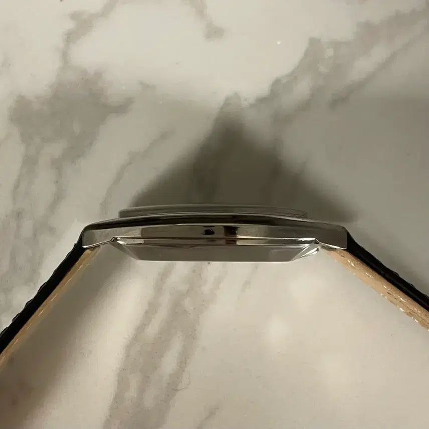 [BUNJANG] Omega Constellation Tank Chronometer Automatic Vintage Watch / 오메가 컨스틸레이션 탱크 크로노미터 청판 오토매틱 빈티지 시계