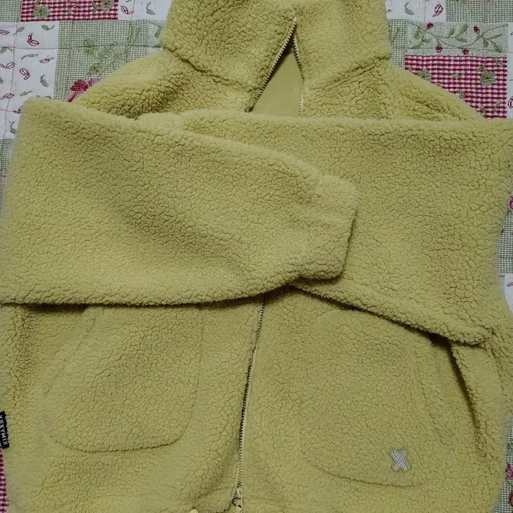 [BUNJANG] Xexymix Sherpa Yellow / 젝시믹스 쉐르파 옐로우