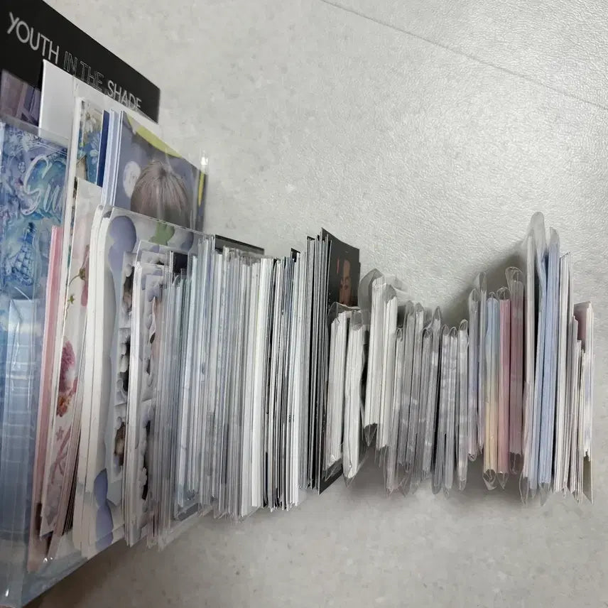 [BUNJANG] ZB1 Bundle Set Photocard &amp; Unofficial Merch / 제베원 포카 비공굿 일괄 양도