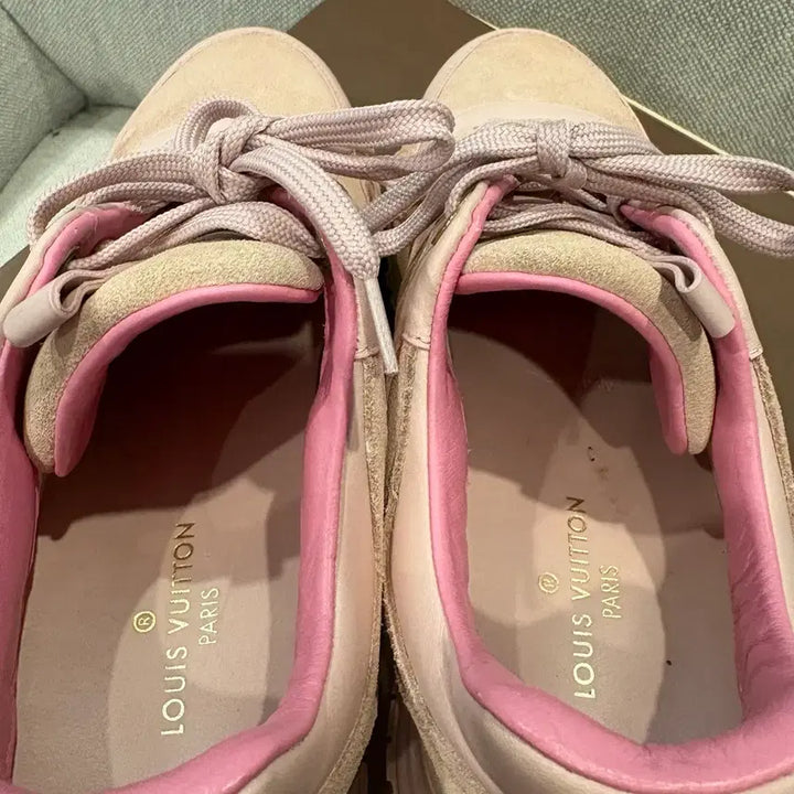 [SOLD OUT] [35] 루이비통 LV 런어웨이 스니커즈