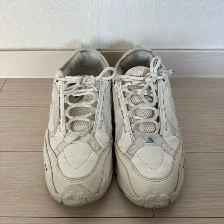 [BUNJANG] Nike 240 Sneakers / 나이키 운동화 240