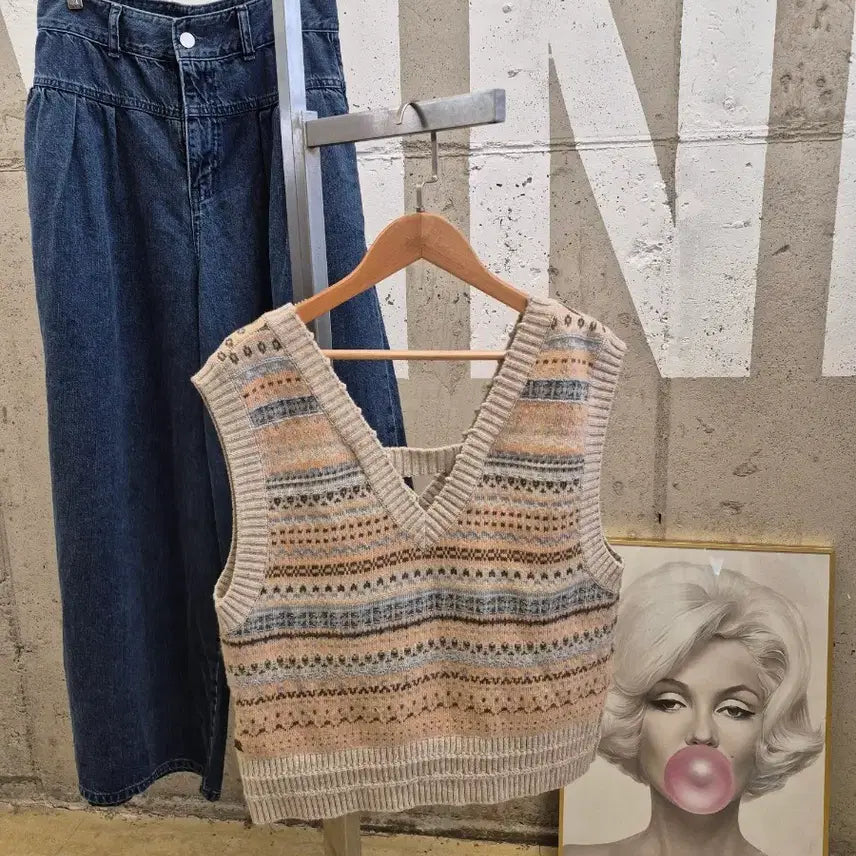 [BUNJANG] Thursday Island Jacquard Knit Vest / 특가)써스데이아일랜드 쟈카드 니트조끼(SB1