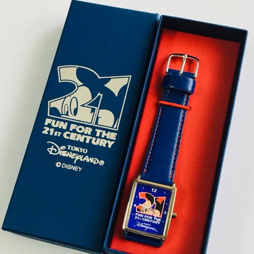 [BUNJANG] Disney Mickey Mouse Limited Edition Wristwatch / 도쿄 디즈니랜드 미키마우스 한정 손목시계 판매