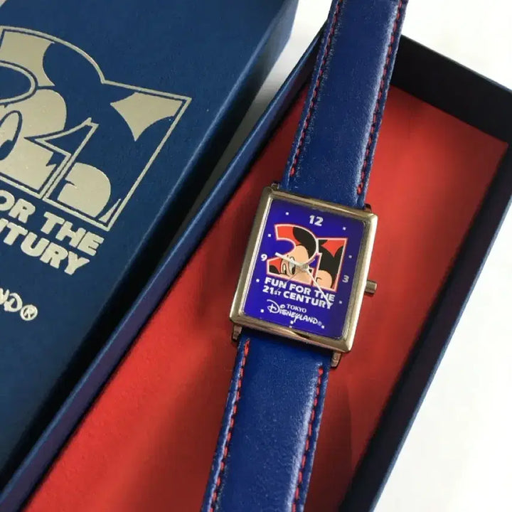 [BUNJANG] Disney Mickey Mouse Limited Edition Wristwatch / 도쿄 디즈니랜드 미키마우스 한정 손목시계 판매