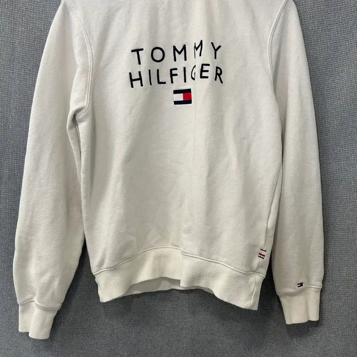 [BUNJANG] Tommy Hilfiger Big Logo Sweatshirt / 타미힐피거 TOMMY HILFIGER 빅로고 맨투맨