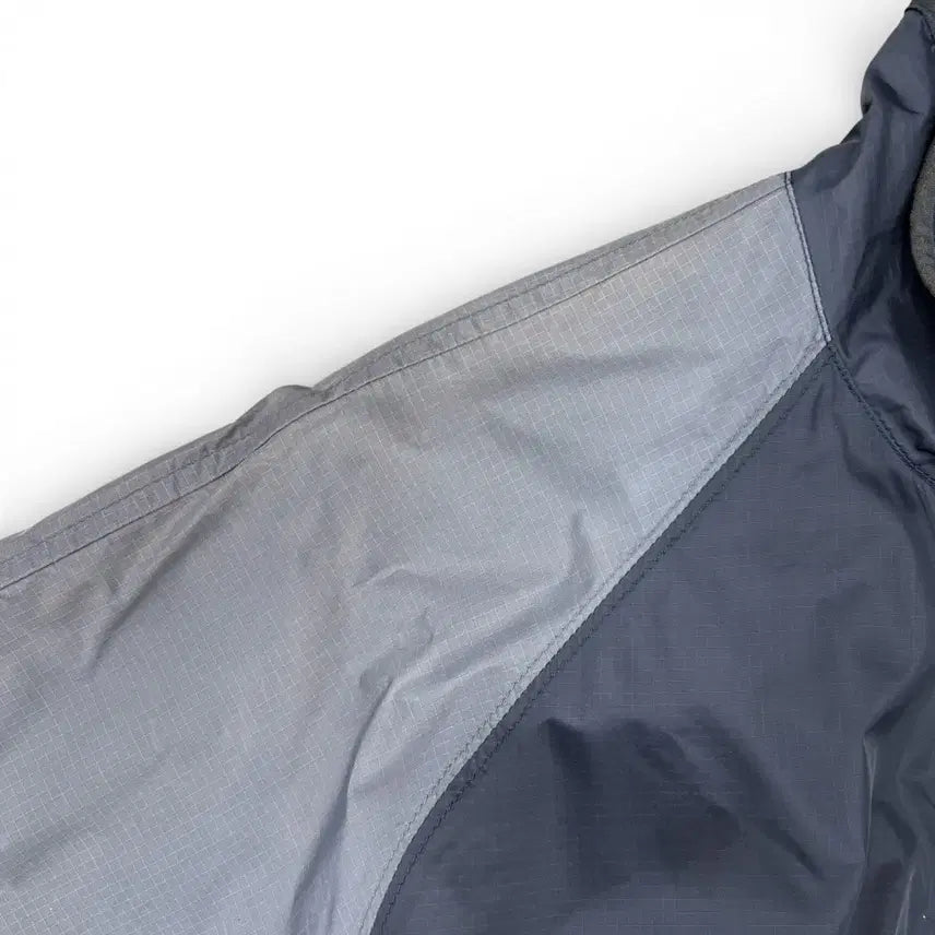 [BUNJANG] Old Navy Nylon Pullover / 올드 갭 나일론 풀오버 M