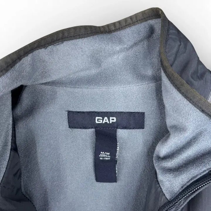 [BUNJANG] Old Navy Nylon Pullover / 올드 갭 나일론 풀오버 M