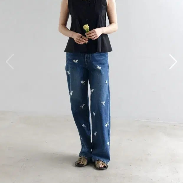 [BUNJANG] DAUGHTER Hand Crochet Bow Denim Pants S / 도우터(DAUGHTER) 핸드 크로쉐 보우 데님 팬츠S