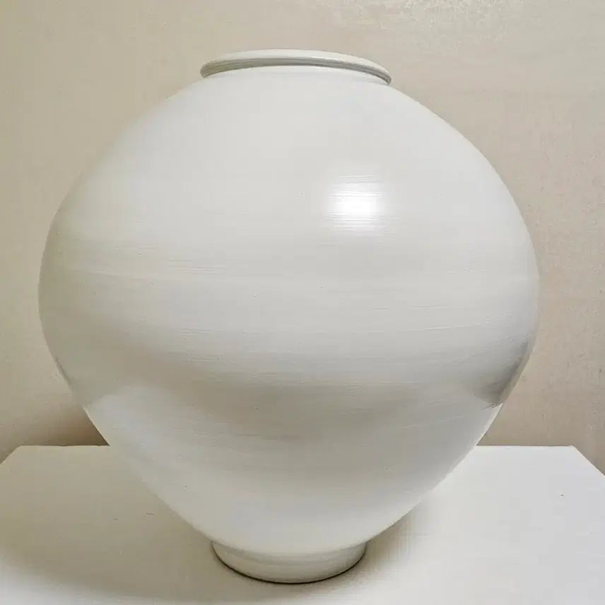 [BUNJANG] Ceramic Moon Jar / 무광 대형 달항아리 3번 (높이 55cm)