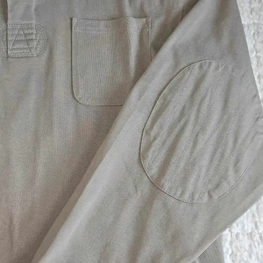 [BUNJANG] OUTSTANDING Rugby Shirt L Size / OUTSTANDING 럭비 셔츠 L