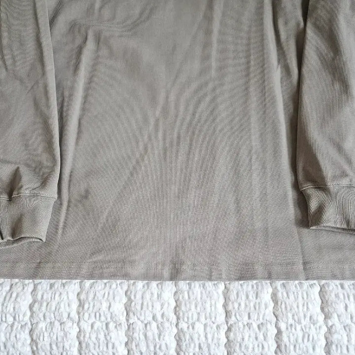 [BUNJANG] OUTSTANDING Rugby Shirt L Size / OUTSTANDING 럭비 셔츠 L